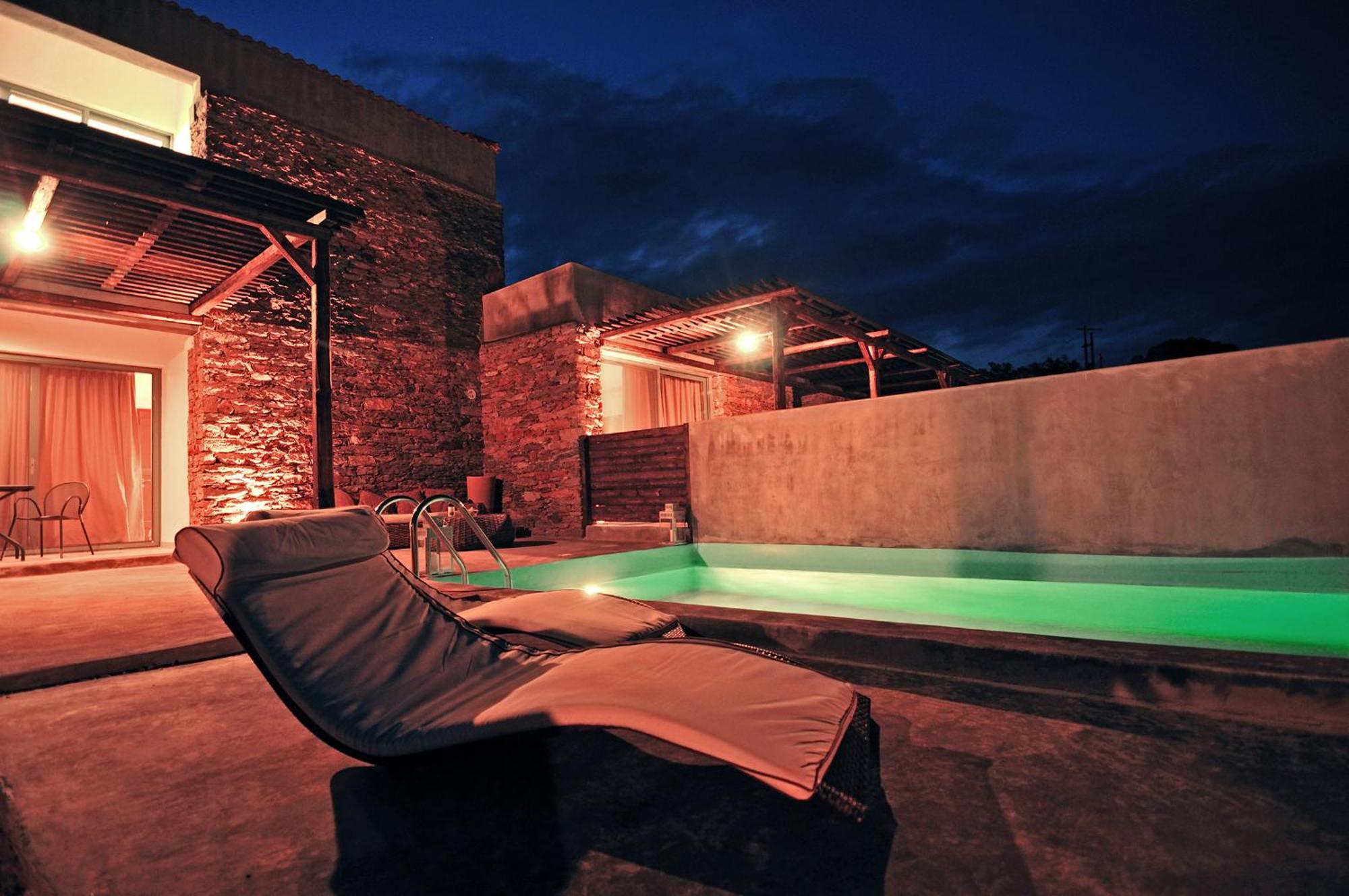Gerakari Suites Agia Pelagia  エクステリア 写真