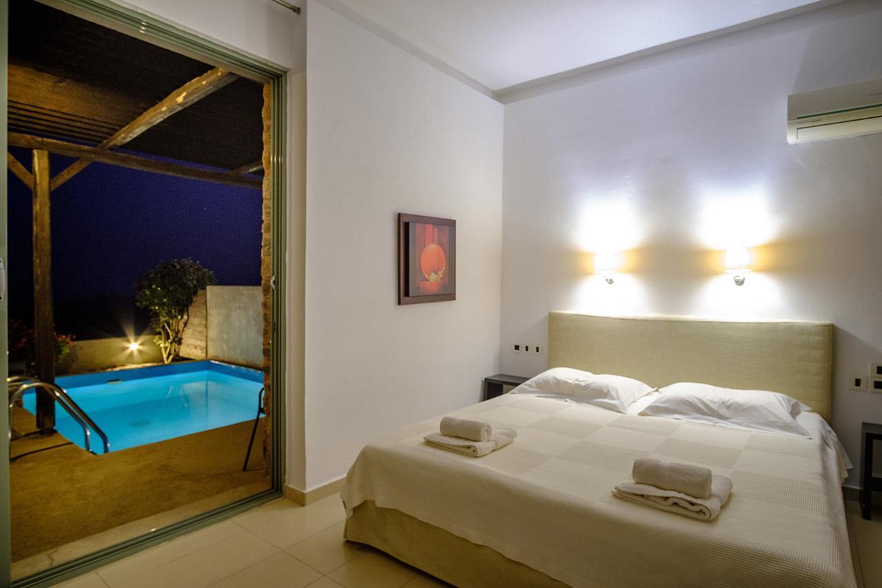 Gerakari Suites Agia Pelagia  エクステリア 写真